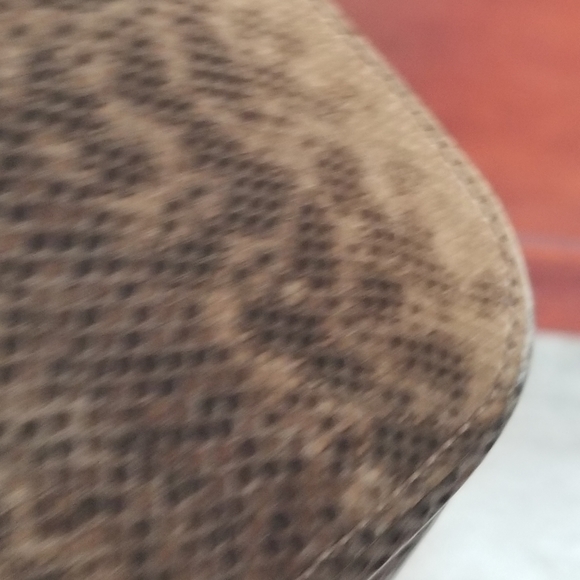 Huge sale! Vintage Gucci Tom Ford rare ring handle joy python bag - Picture 9 of 16